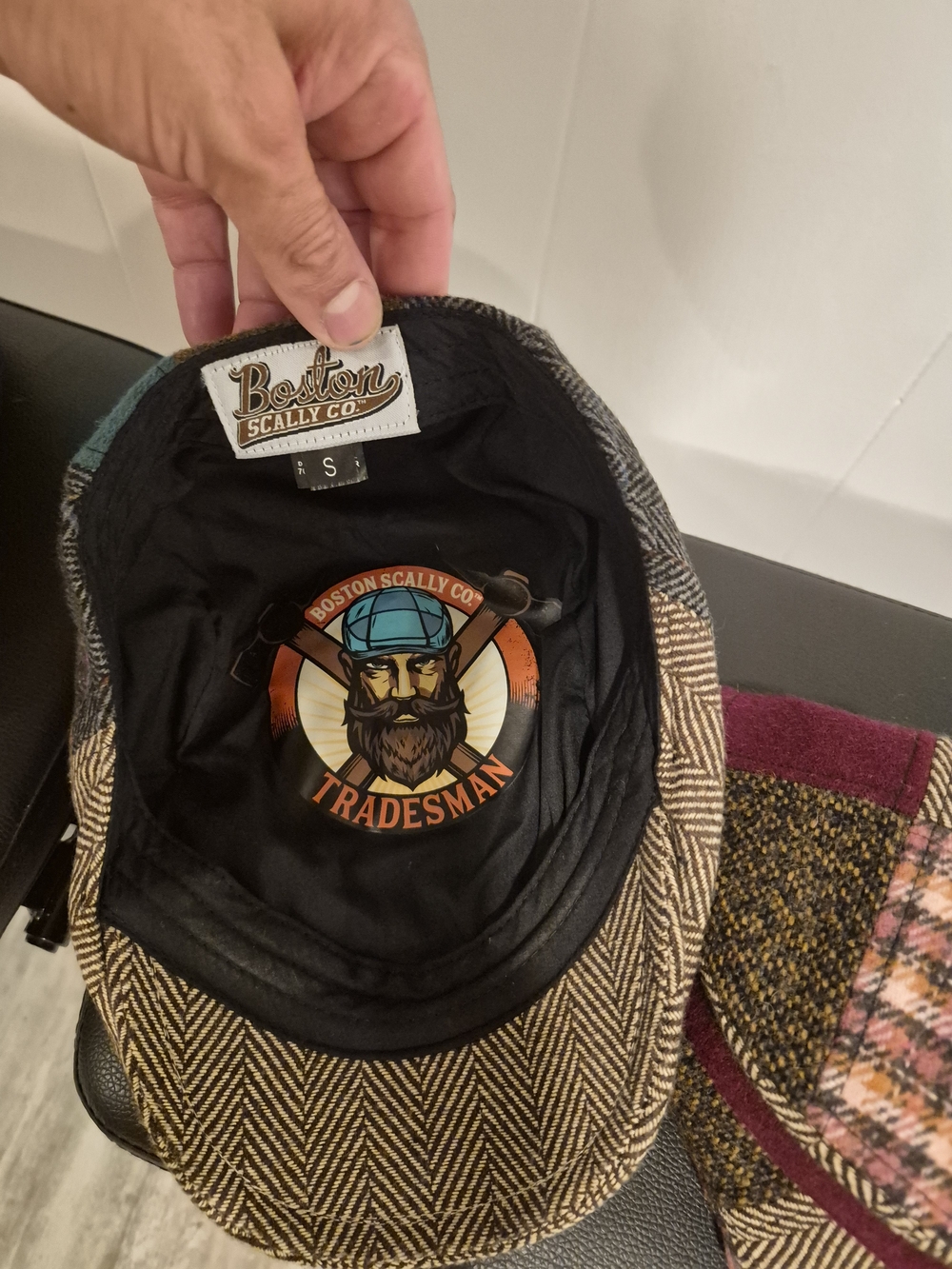 Boston Scally Co. Men's Tweed Tradesman Cap - Brown Herringbone